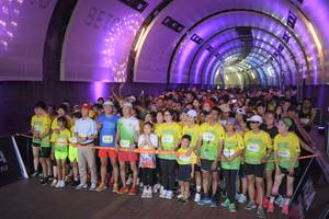 BIB: 1000, 200
                            <button type="button" onclick="openModal(21898171)" class="btn btn-primary btn-sm float-right btn-popup" data-toggle="modal" data-target=".modal-high-quality">
                        <i class="fas fa-shopping-cart"></i> Add to Cart
                    </button>
                                            <button type="button" onclick="isThisMe(21898171, true)" class="btn btn-success btn-sm float-right btn-popup btn-isme hidden" data-toggle="tooltip" data-placement="bottom" title="นี่คือรูปของคุณใช่ไหม คลิกที่นี่เพื่อเอาเข้าอัลบั้ม">
                        <i class="fas fa-plus"></i> Add to album
                    </button>
                    <button type="button" onclick="isThisMe(21898171, false)" class="btn btn-warning btn-sm float-right btn-popup btn-isnotme hidden">
                        <i class="fas fa-ban"></i> Remove from album
                    </button>